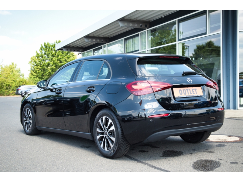 Mercedes-Benz A 180 d Navi Digitales Cockpit LED SHz DAB Tempo — photo 8