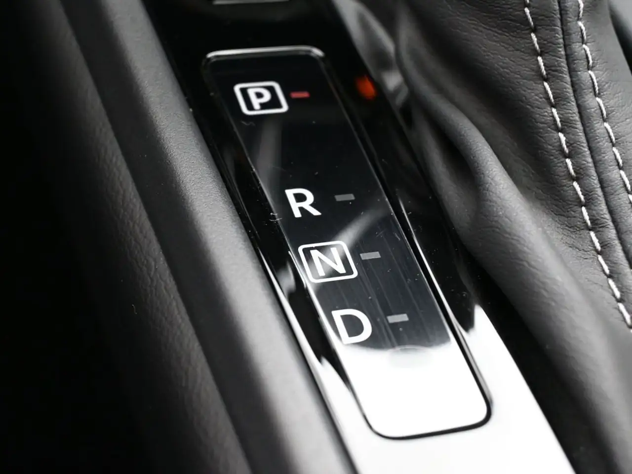 Nissan Sentra fotografie Nissan Sentra