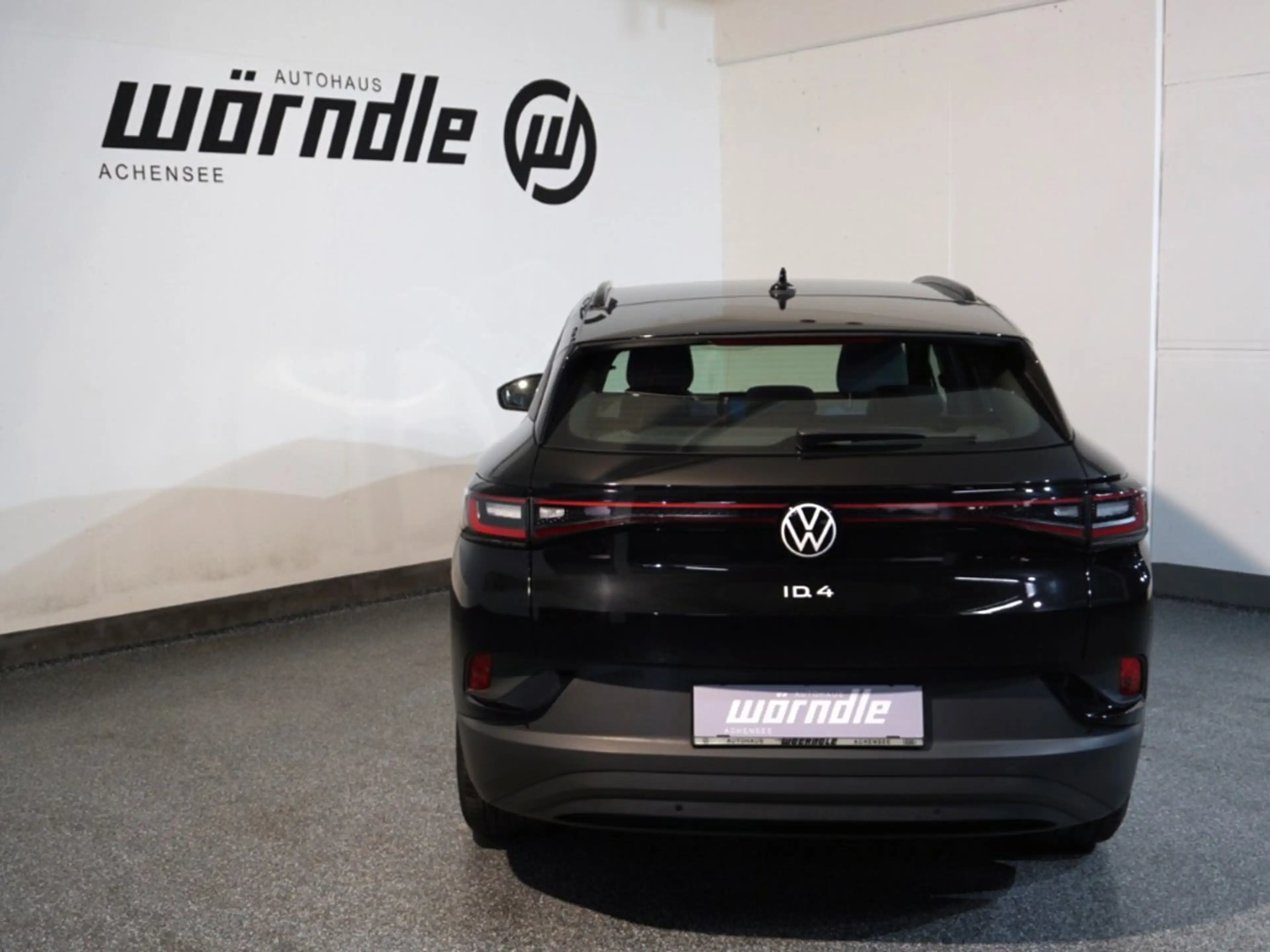 Volkswagen ID.4 Pro 4MOTION 195 kW — photo 4