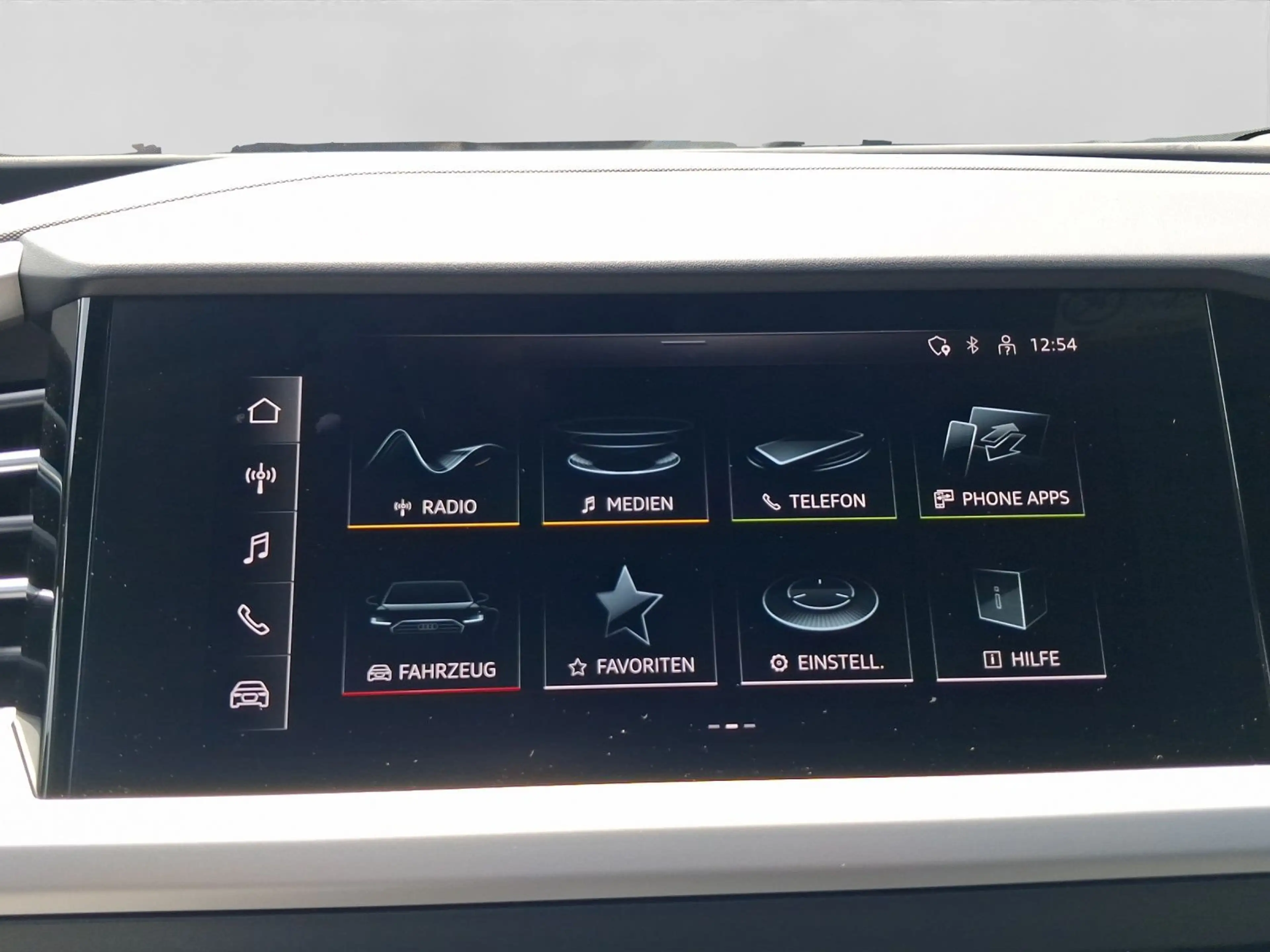 Audi Q4 e-tron Sportback 35 OPS DAB+ KLIMA LM19 — photo 13