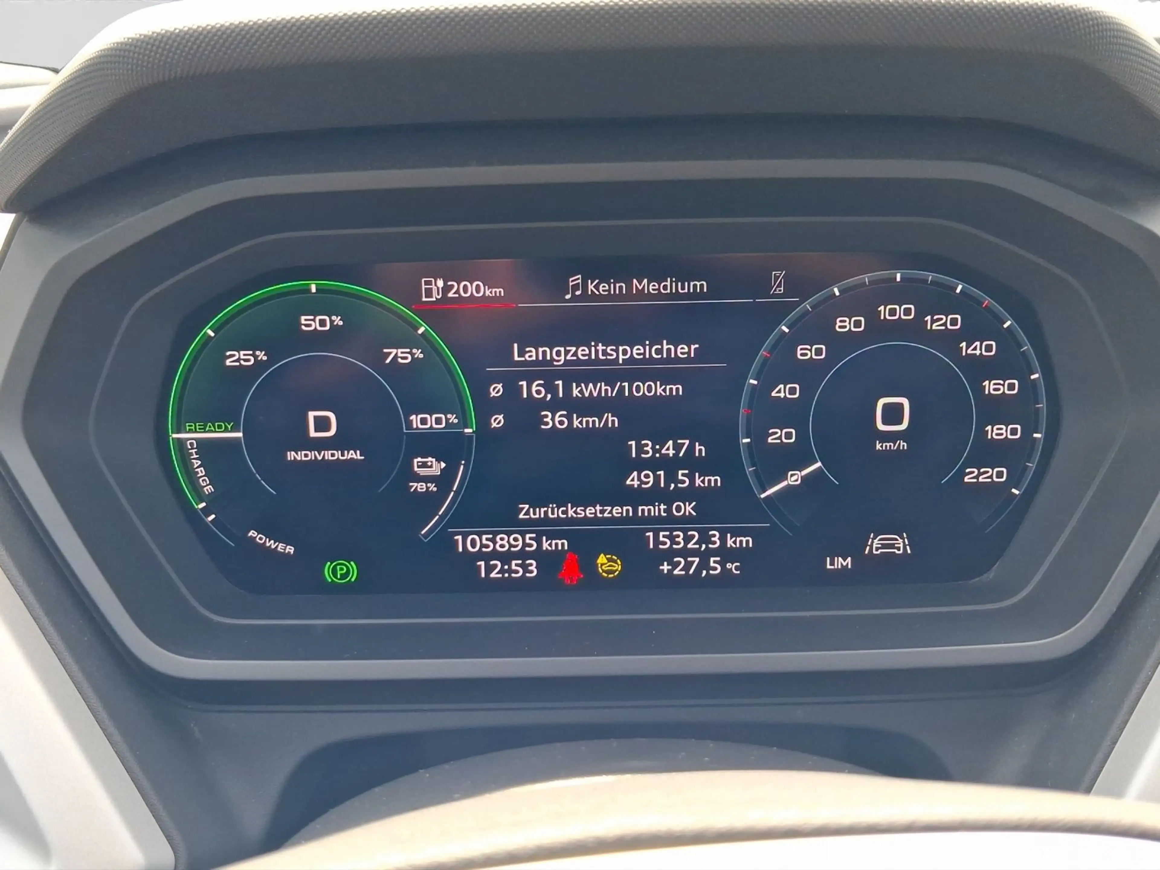 Audi Q4 e-tron Sportback 35 OPS DAB+ KLIMA LM19 — photo 10