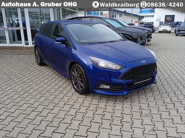 2.0 ST-Perf.-Black 19+Leder+8fach+ACAuto