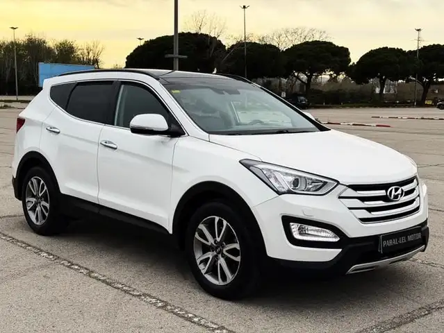 Hyundai SANTA FE 2.2 CRDi TECNO 4x4 7 PLAZAS con TECHO SOLAR, CUERO