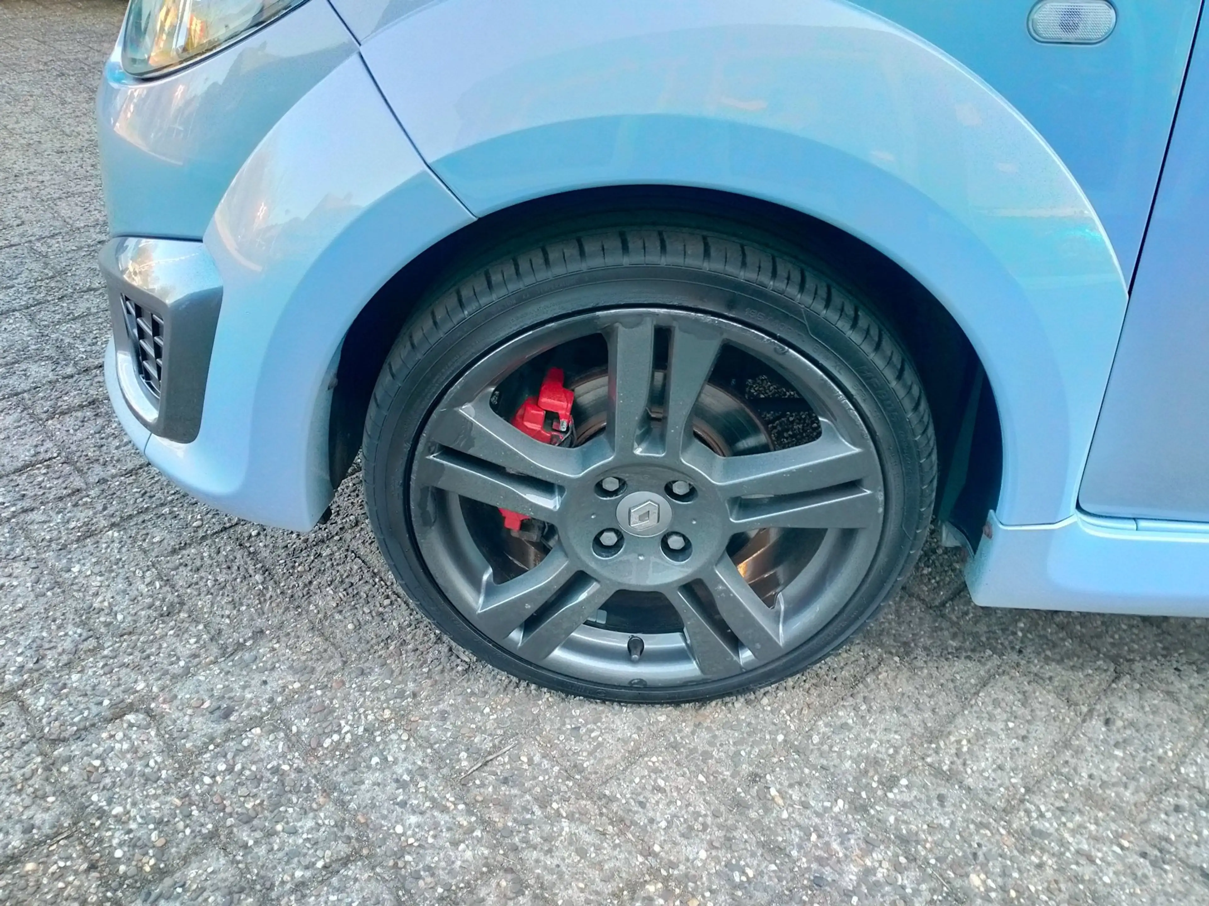 Renault Twingo 1.6 16V RS 133pk 17" sport. NL auto airco lage km — photo 26