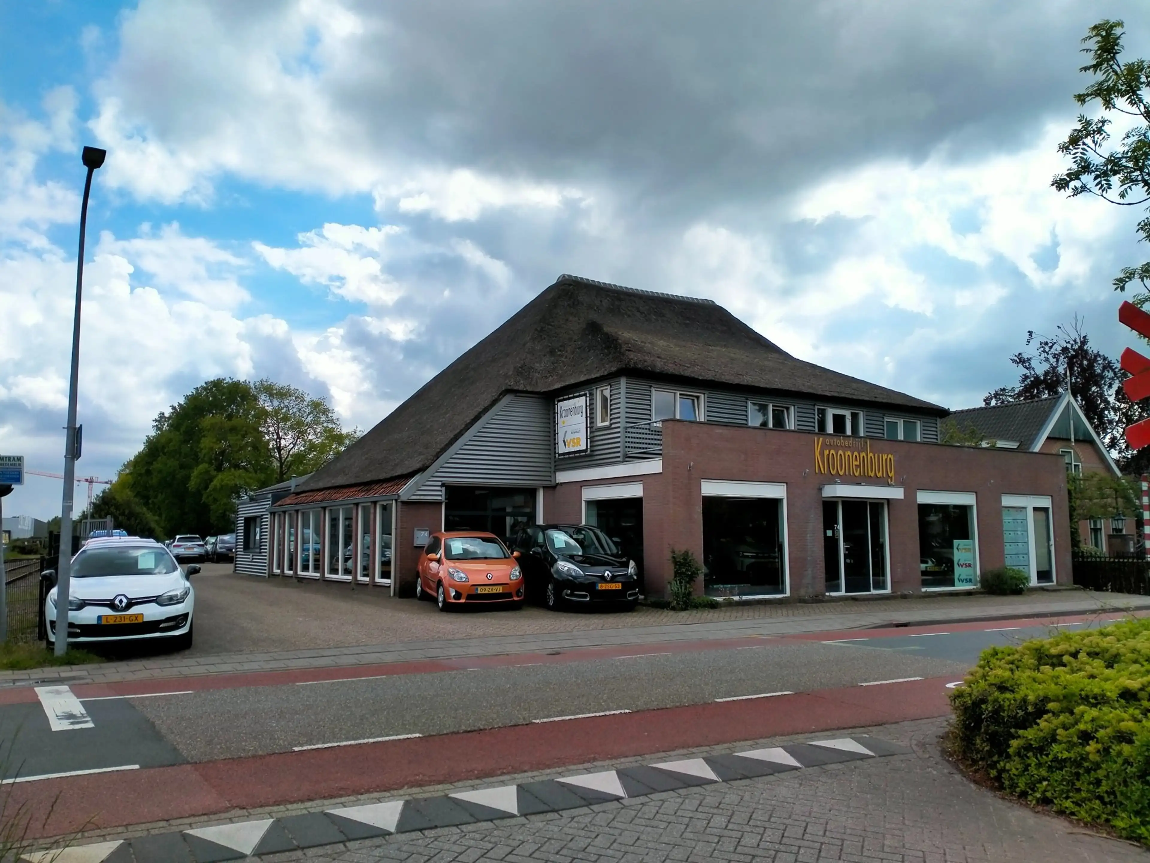 Renault Twingo 1.6 16V RS 133pk 17" sport. NL auto airco lage km — photo 27
