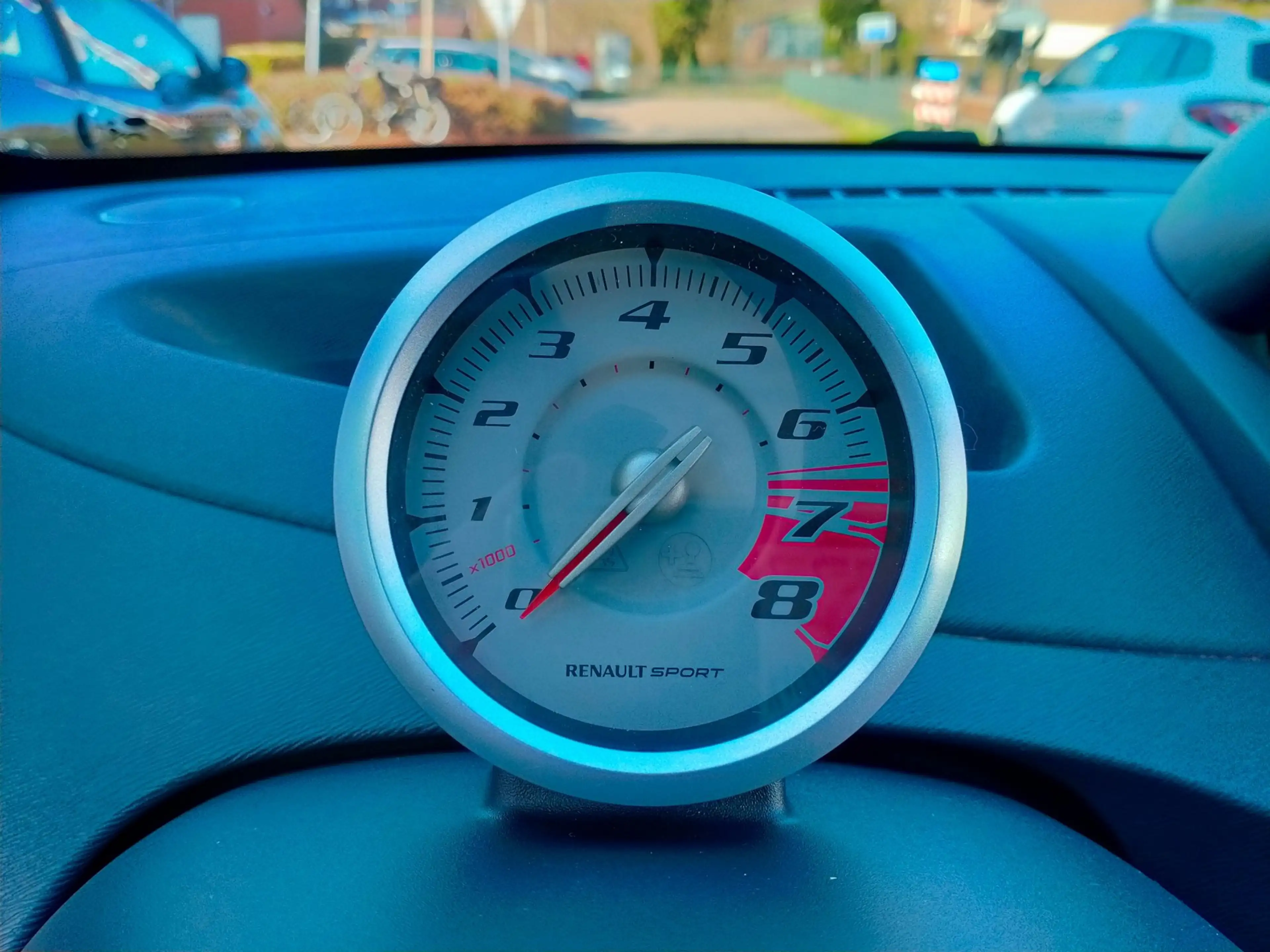 Renault Twingo 1.6 16V RS 133pk 17" sport. NL auto airco lage km — photo 16