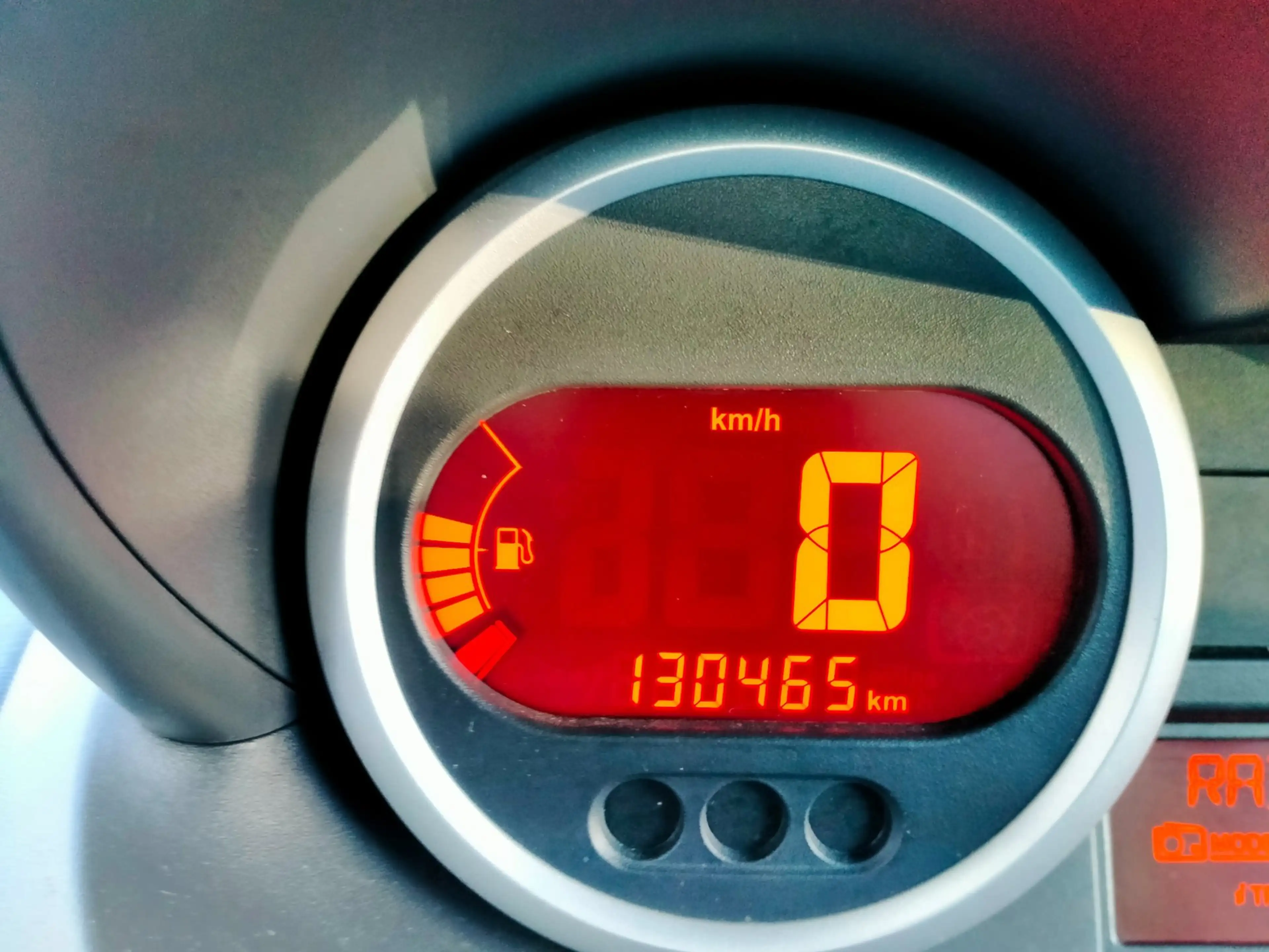 Renault Twingo 1.6 16V RS 133pk 17" sport. NL auto airco lage km — photo 15