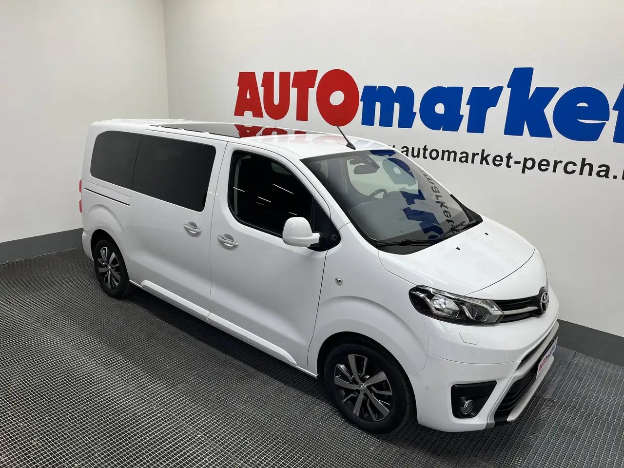 Toyota Proace VERSO 2.0D Olympia Edition, миниатюра 2