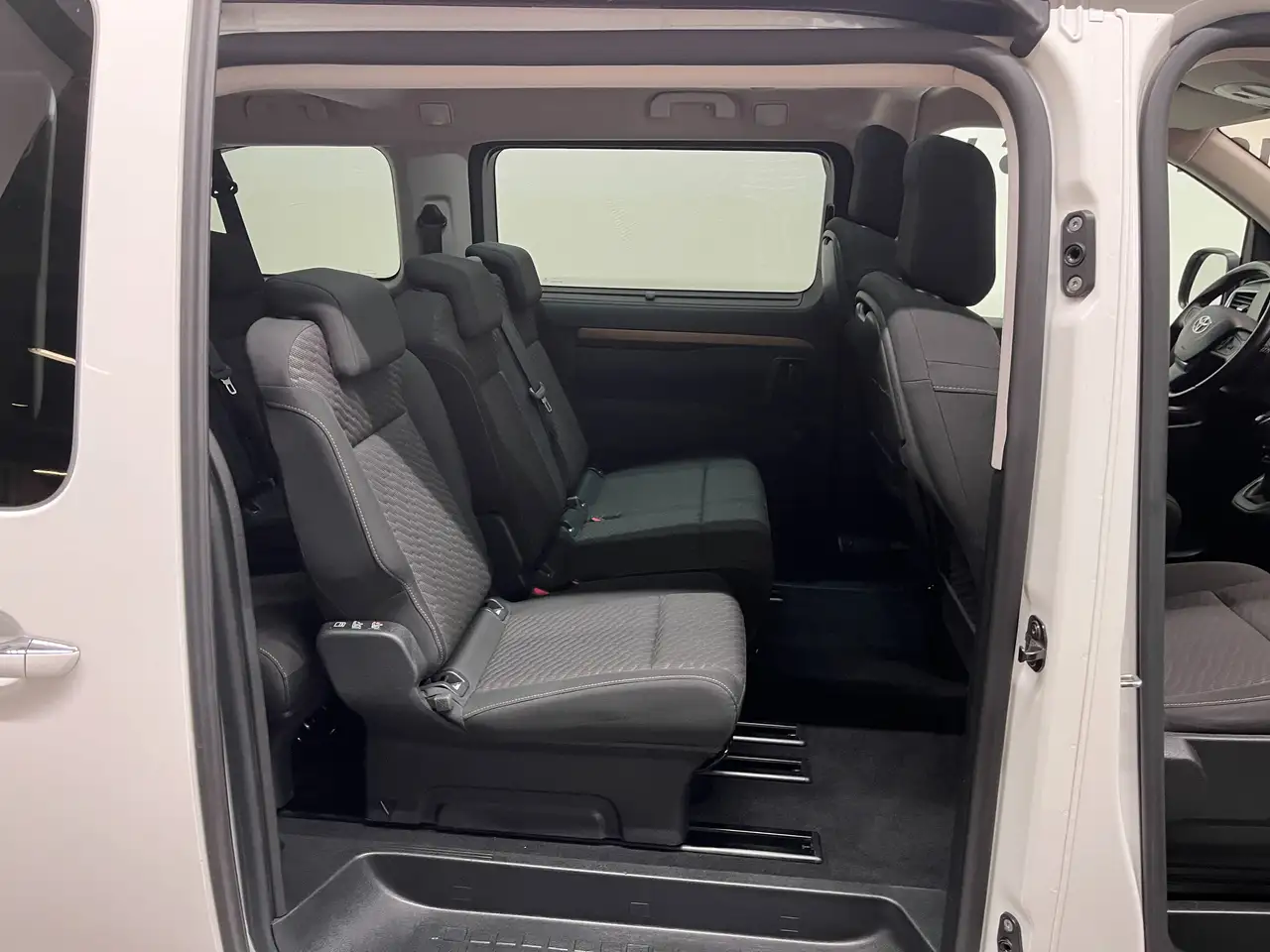Toyota Proace VERSO 2.0D Olympia Edition, миниатюра 12