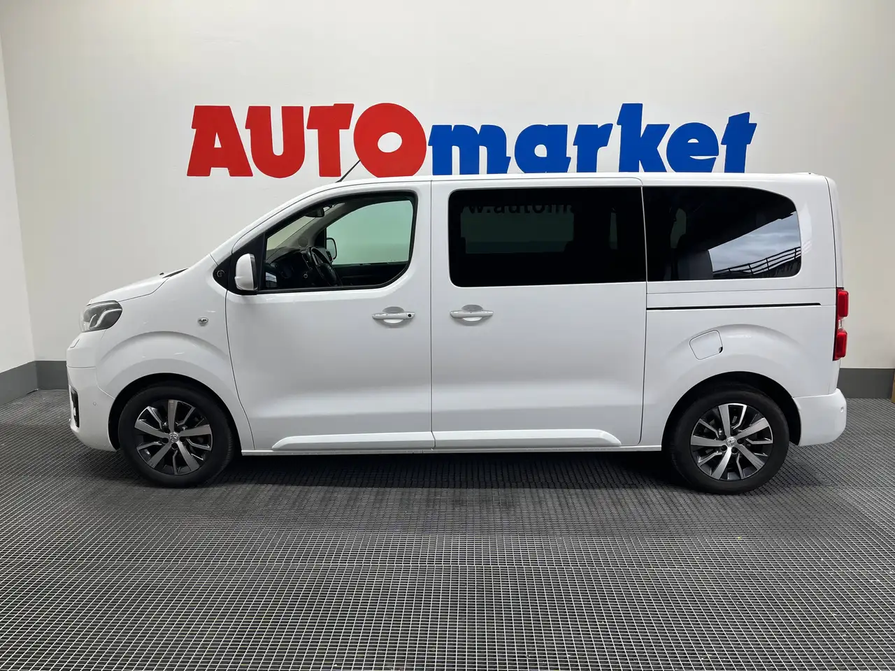Toyota Proace VERSO 2.0D Olympia Edition, миниатюра 8