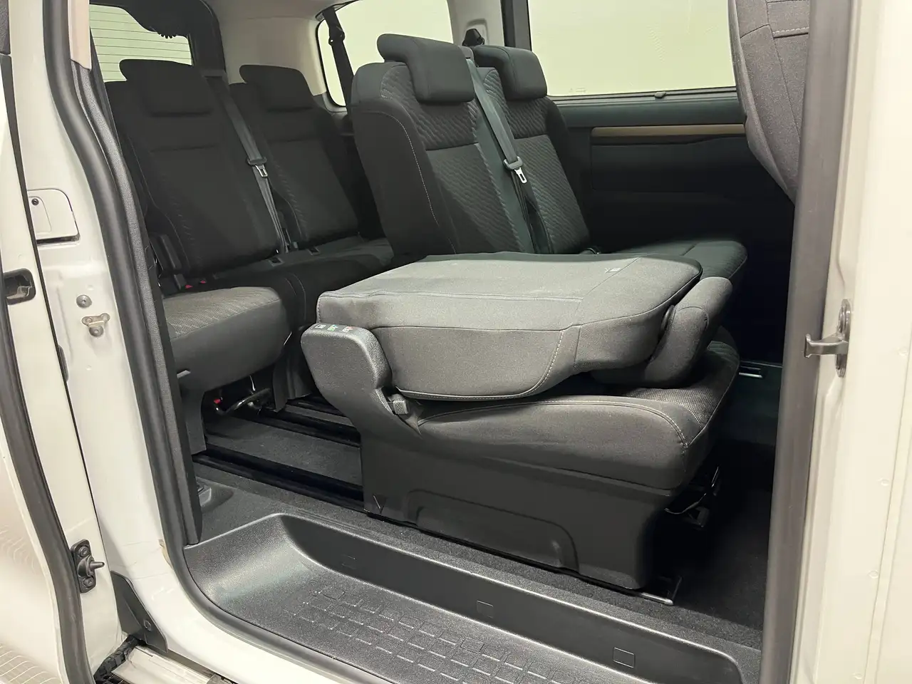 Toyota Proace VERSO 2.0D Olympia Edition, миниатюра 13
