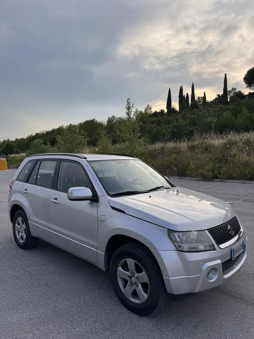 Suzuki Grand Vitara 5p 1.9 ddis Executive - 2