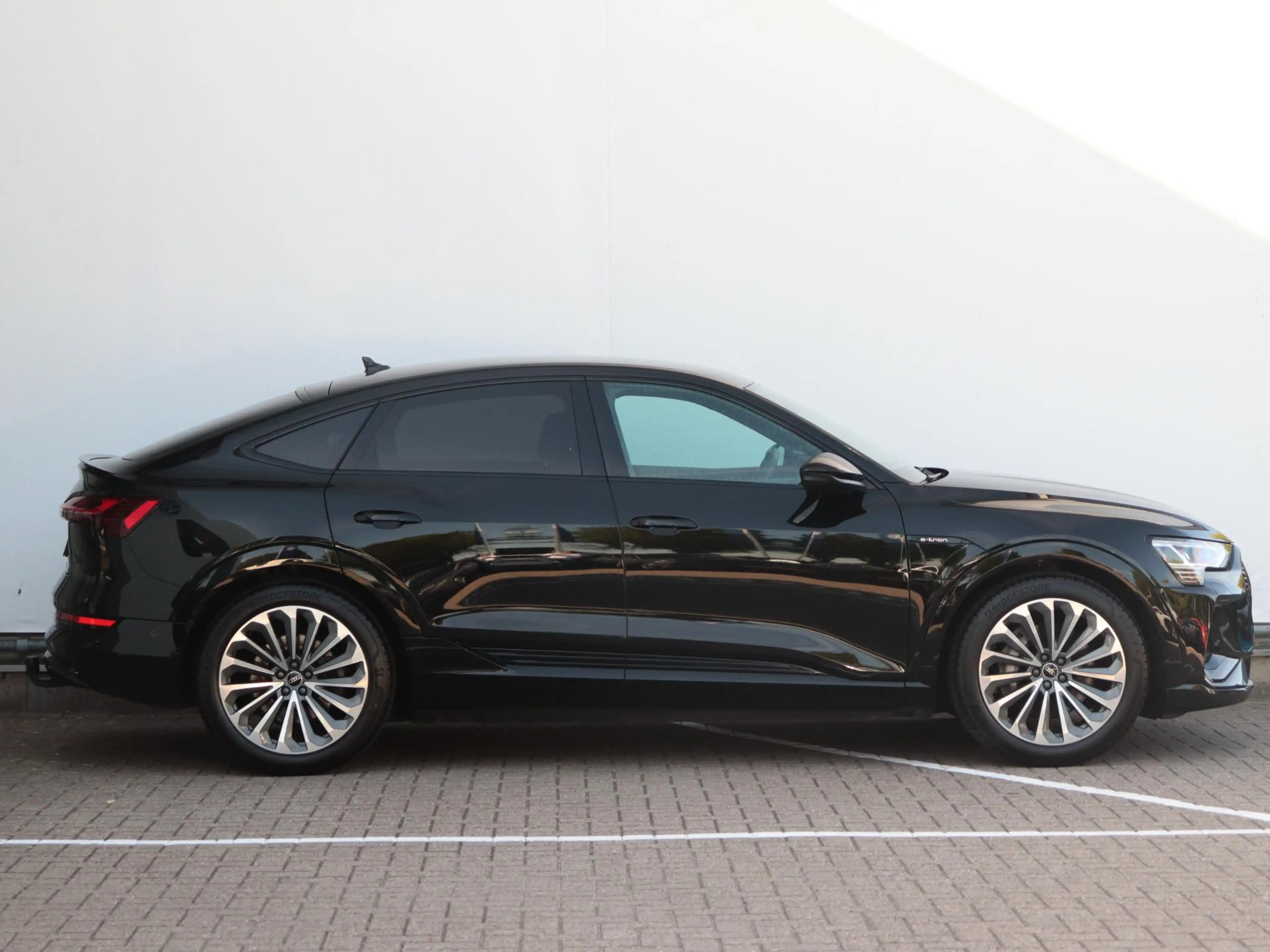 Audi e-tron Sportback 50 quattro S edition 71 kWh | SOH 95 % | — photo 4