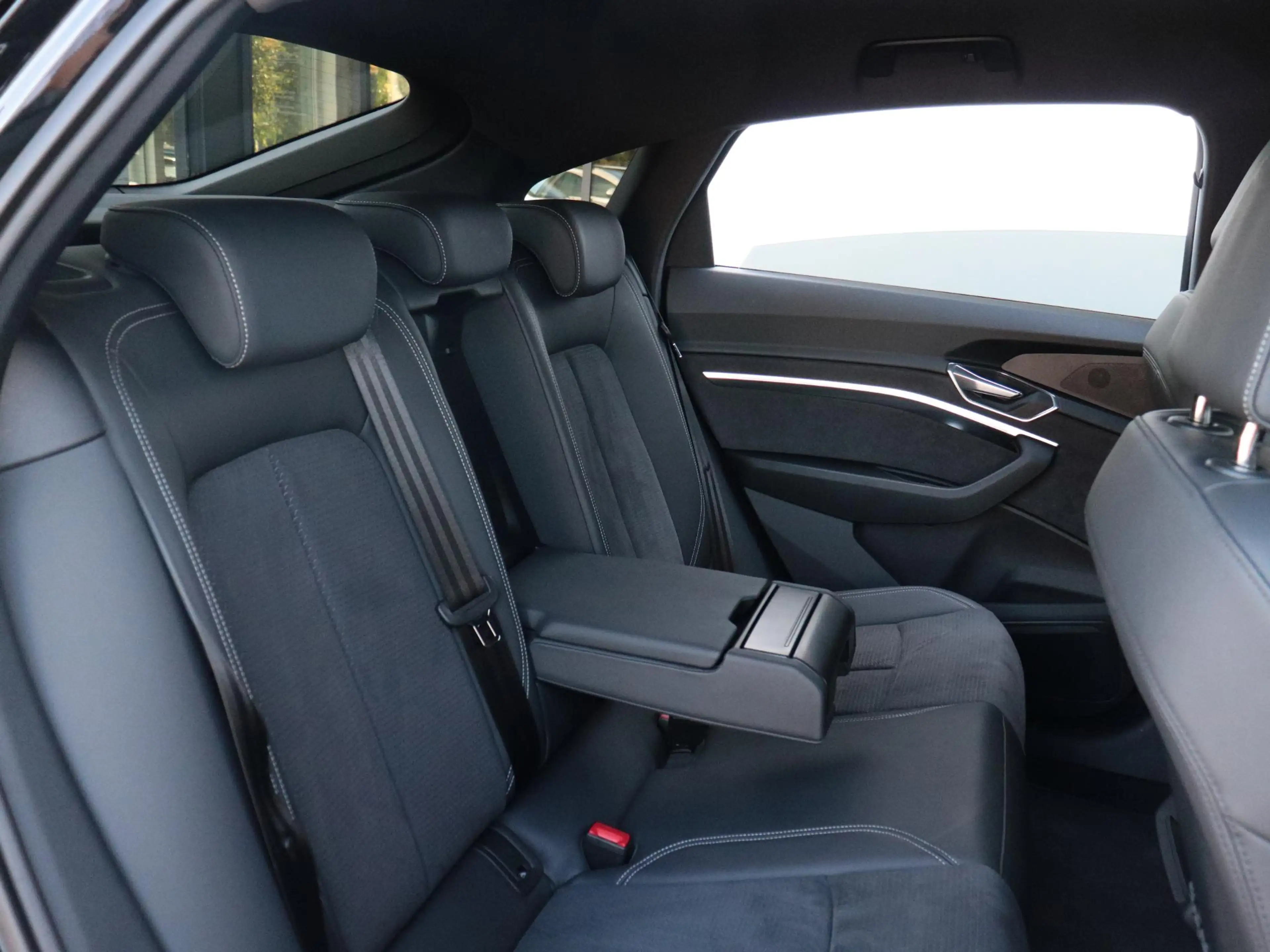 Audi e-tron Sportback 50 quattro S edition 71 kWh | SOH 95 % | — photo 10