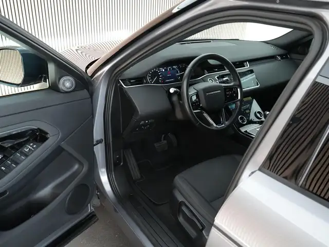 Land Rover Range Rover Evoque view 9