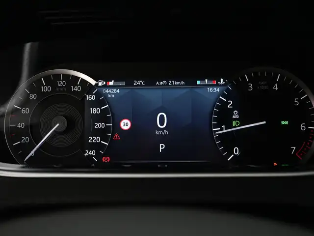 Land Rover Range Rover Evoque view 14