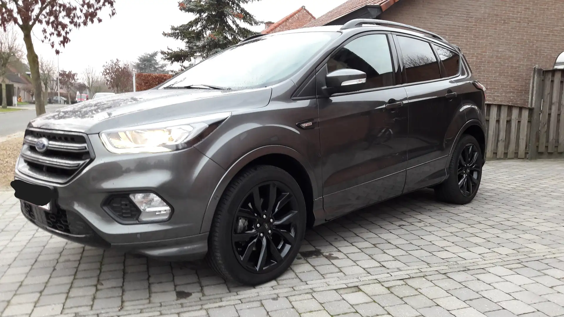 Ford Kuga Kuga 1.5 EcoBoost 2x4 ST-Line Gris - 2