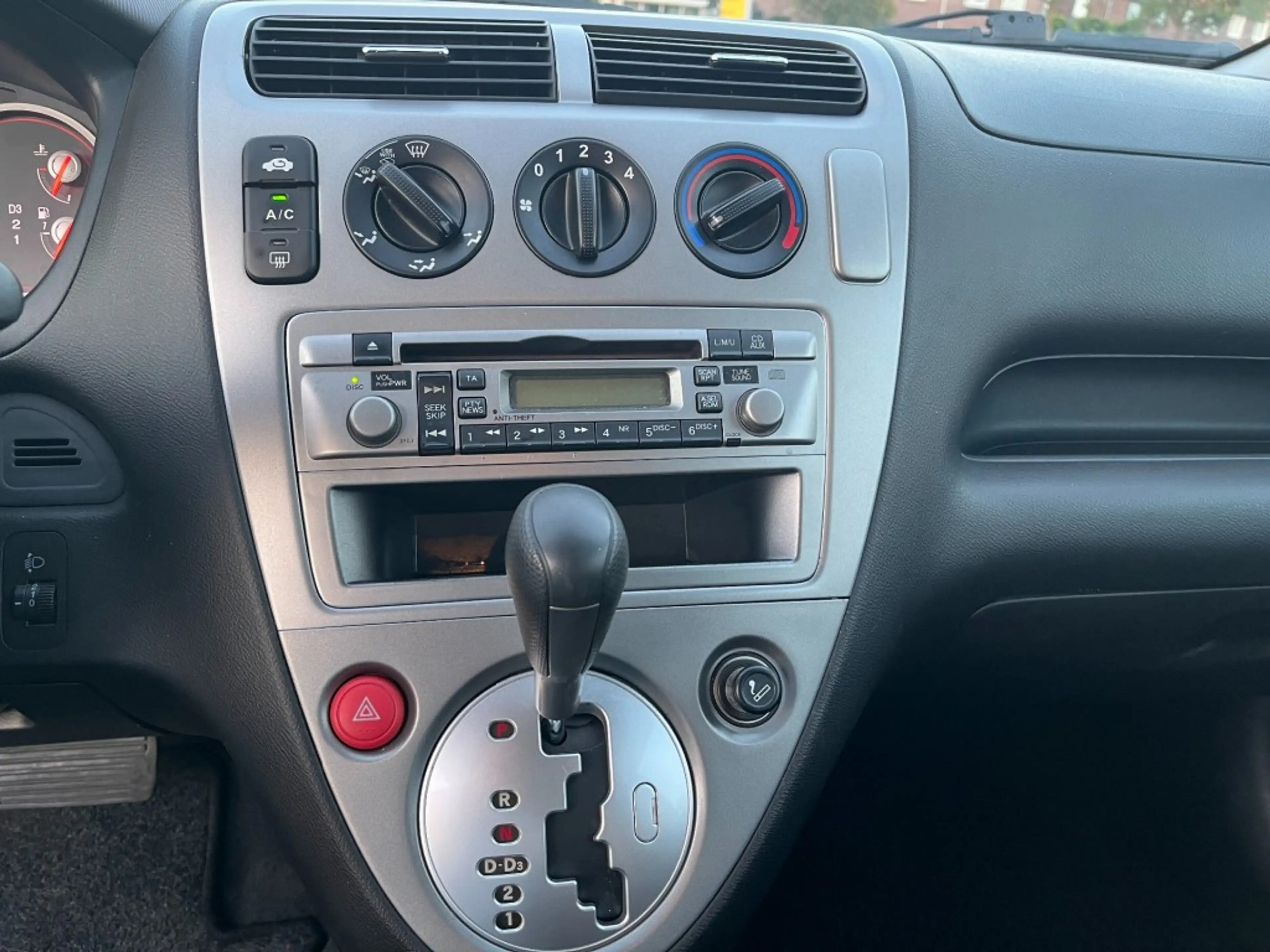 Honda Civic 1.4LS SILVERSTONE, AUT,AIRCO, uitstekende staat! — photo 15