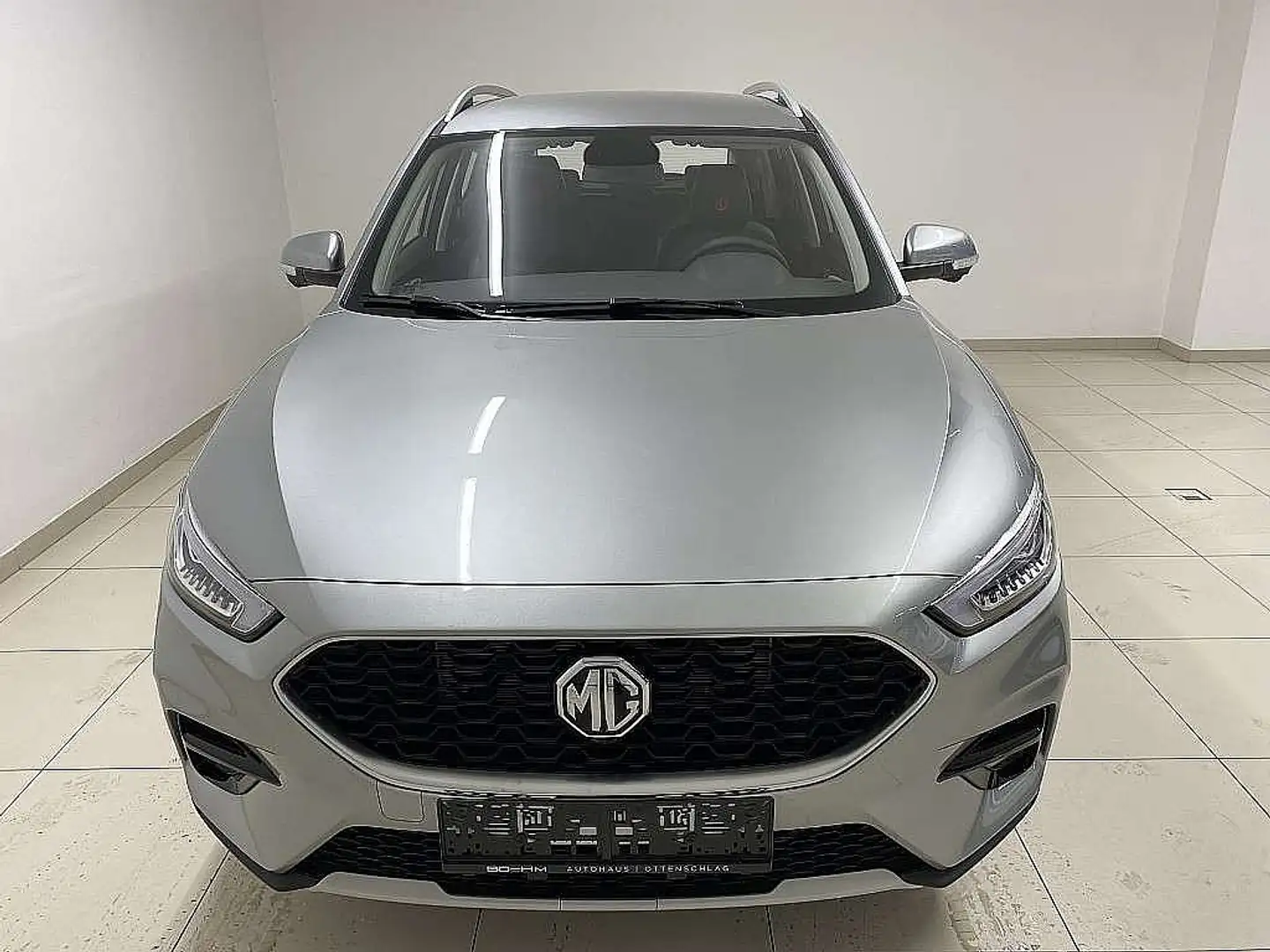 MG ZS Luxury-Ausstattung  4Zylinder.106PS Silber - 2