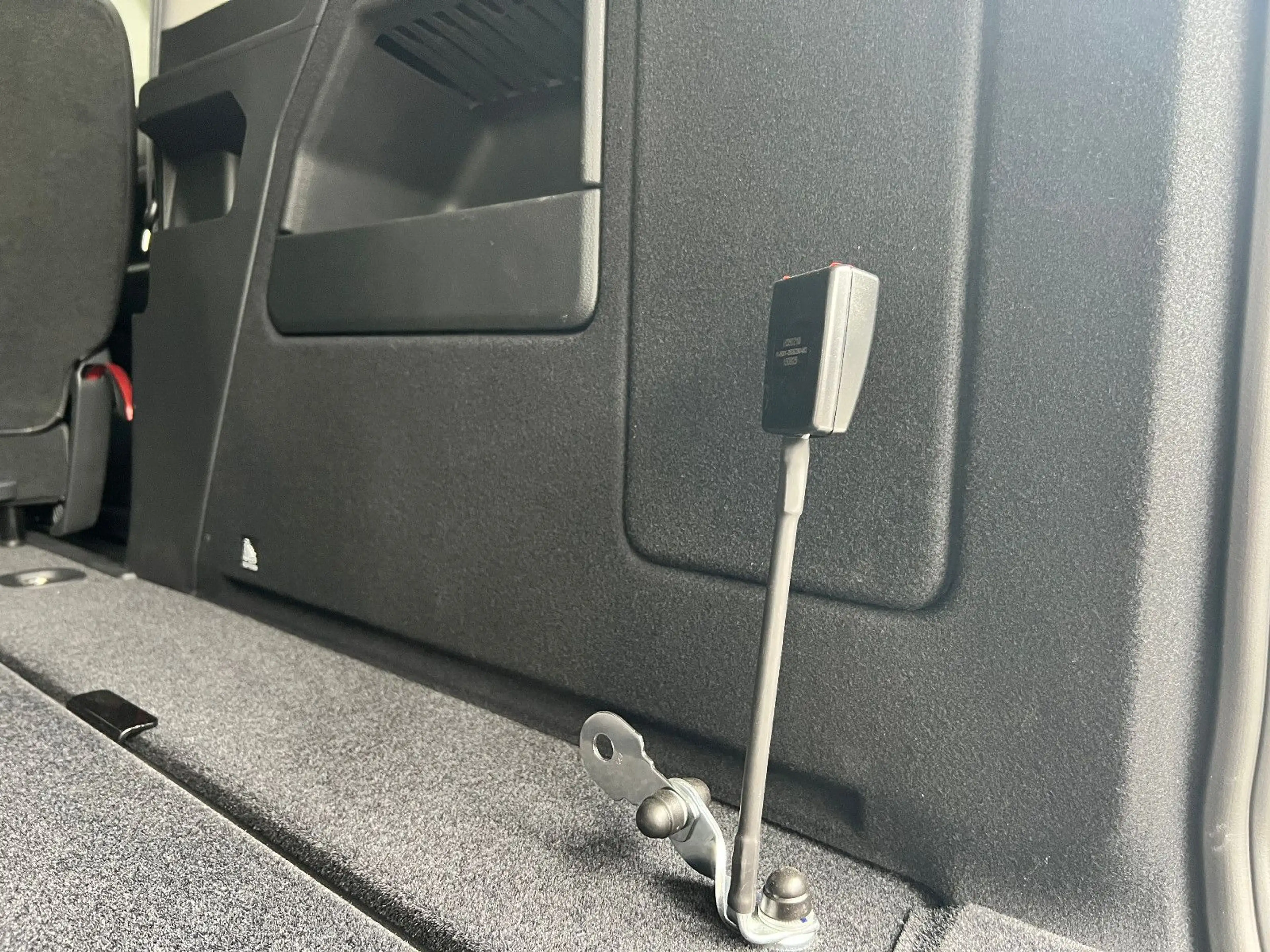 Ford Grand Tourneo Behindertengerecht Rollstuhlrampe — photo 13