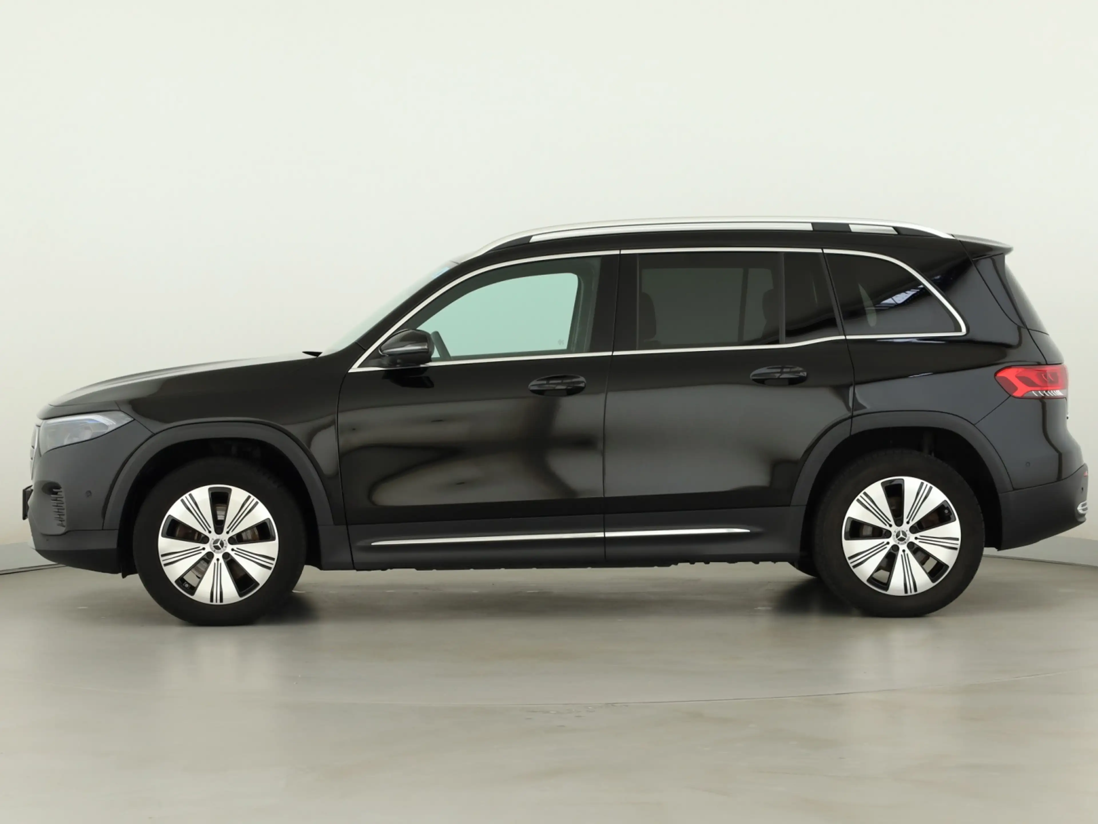 Mercedes-Benz EQB 250 *Progressive*7-Sitzer*Distr.*360°Kamera* — photo 7