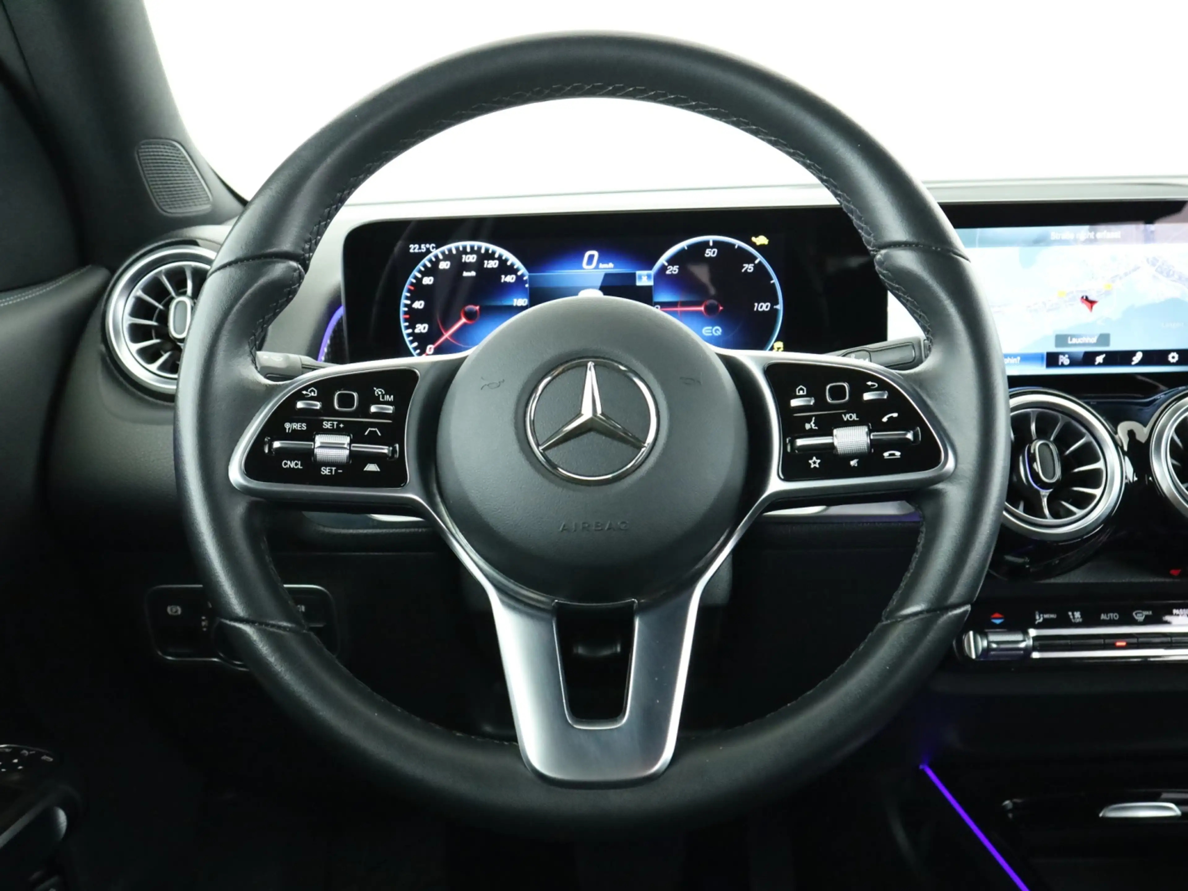 Mercedes-Benz EQB 250 *Progressive*7-Sitzer*Distr.*360°Kamera* — photo 11
