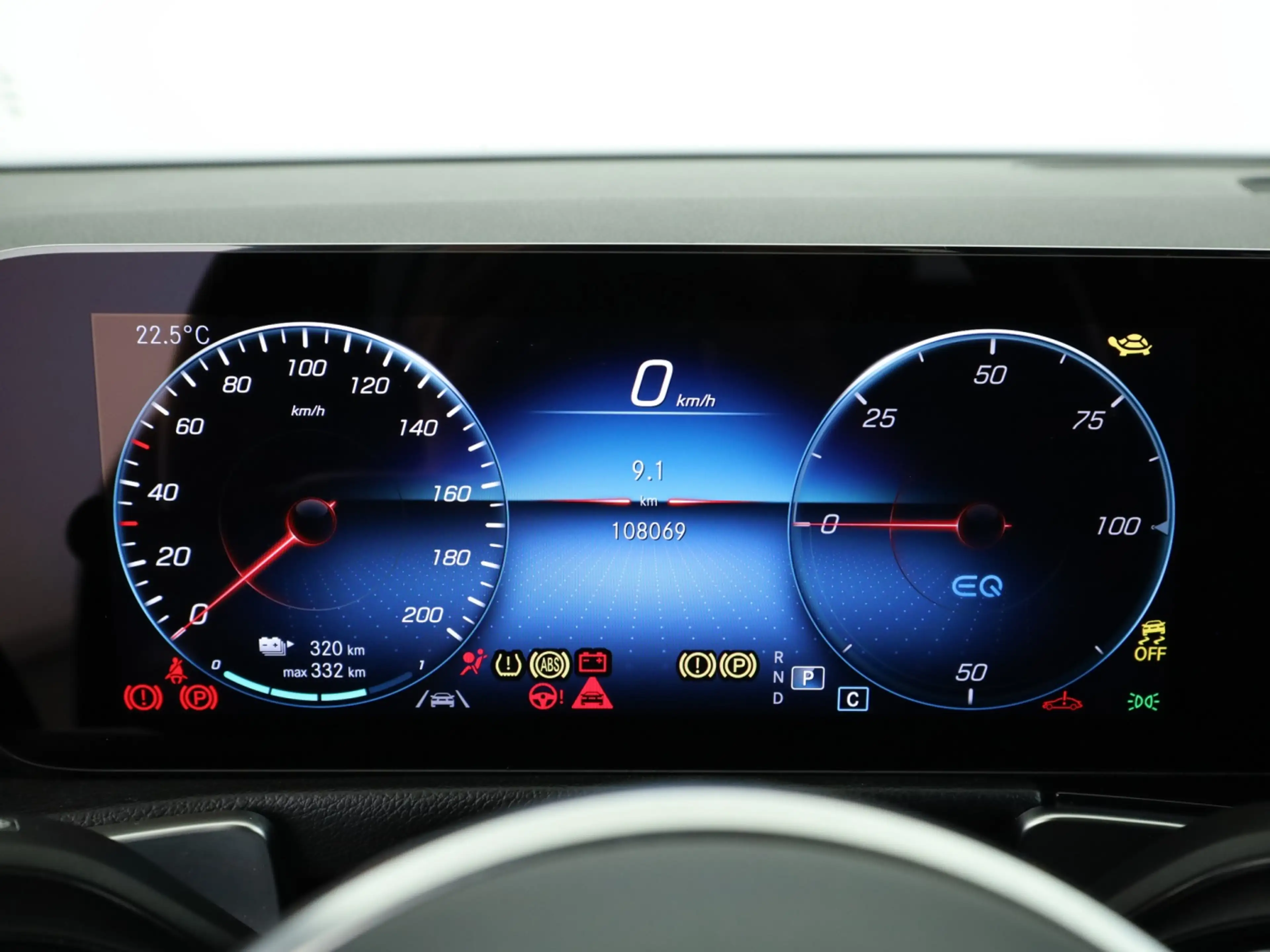 Mercedes-Benz EQB 250 *Progressive*7-Sitzer*Distr.*360°Kamera* — photo 12