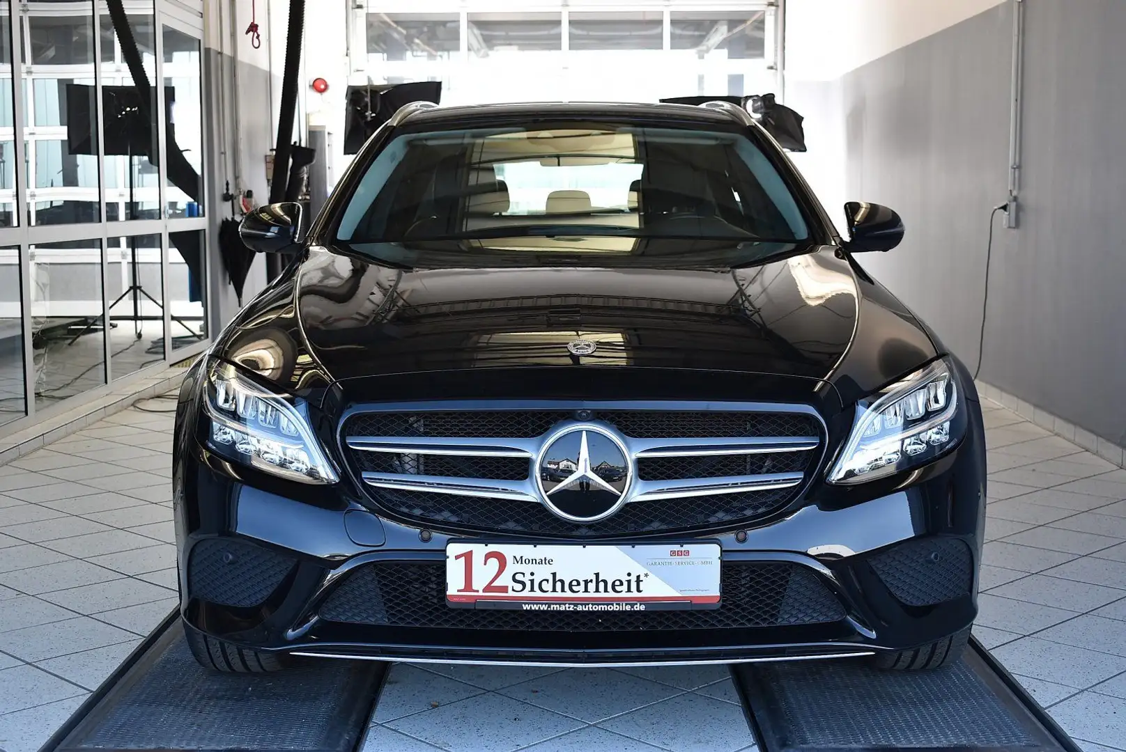 Mercedes-Benz C 300 e T Avantgarde Automatik*Cockpit digital Schwarz - 2