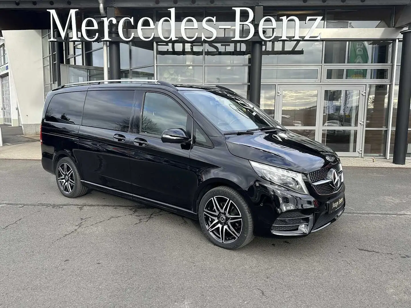 Mercedes-Benz V 300 d EXCLUSIVE 4MATIC AMG NIGHT AHK Tische Schwarz - 1