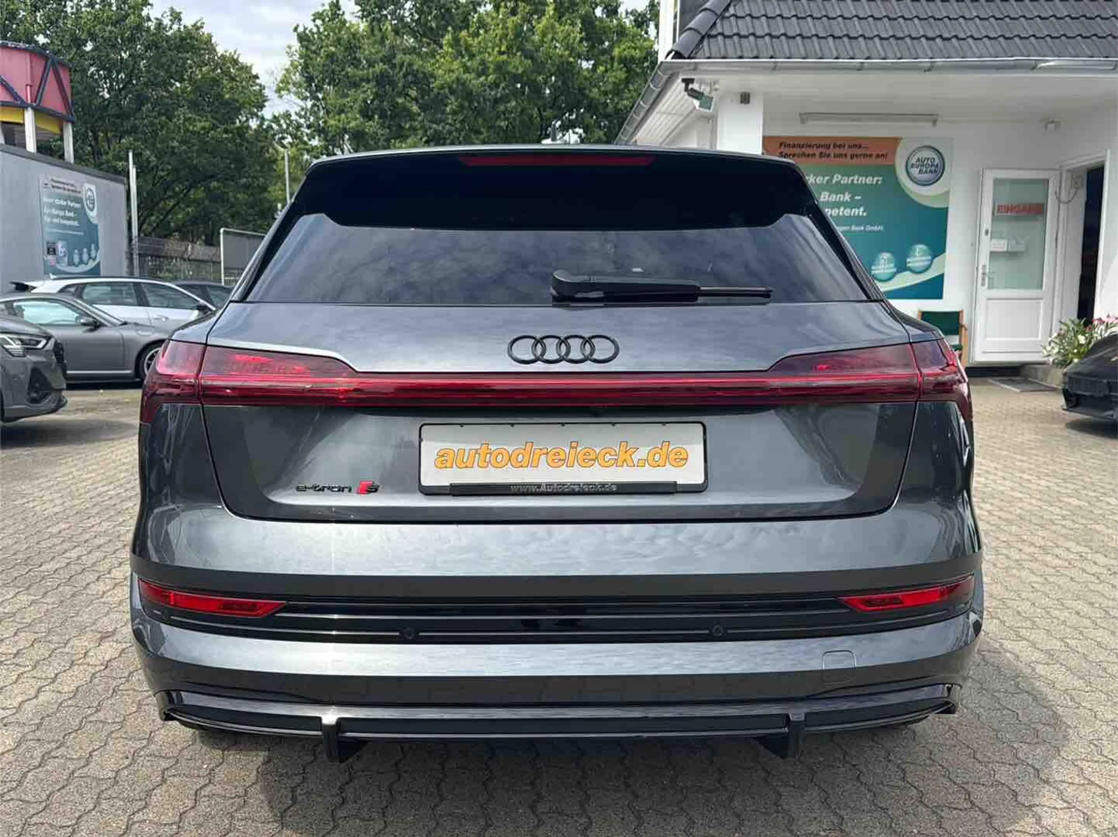 Audi e-tron S ACC PANO MATRIX 22Z 360° B&O — photo 8