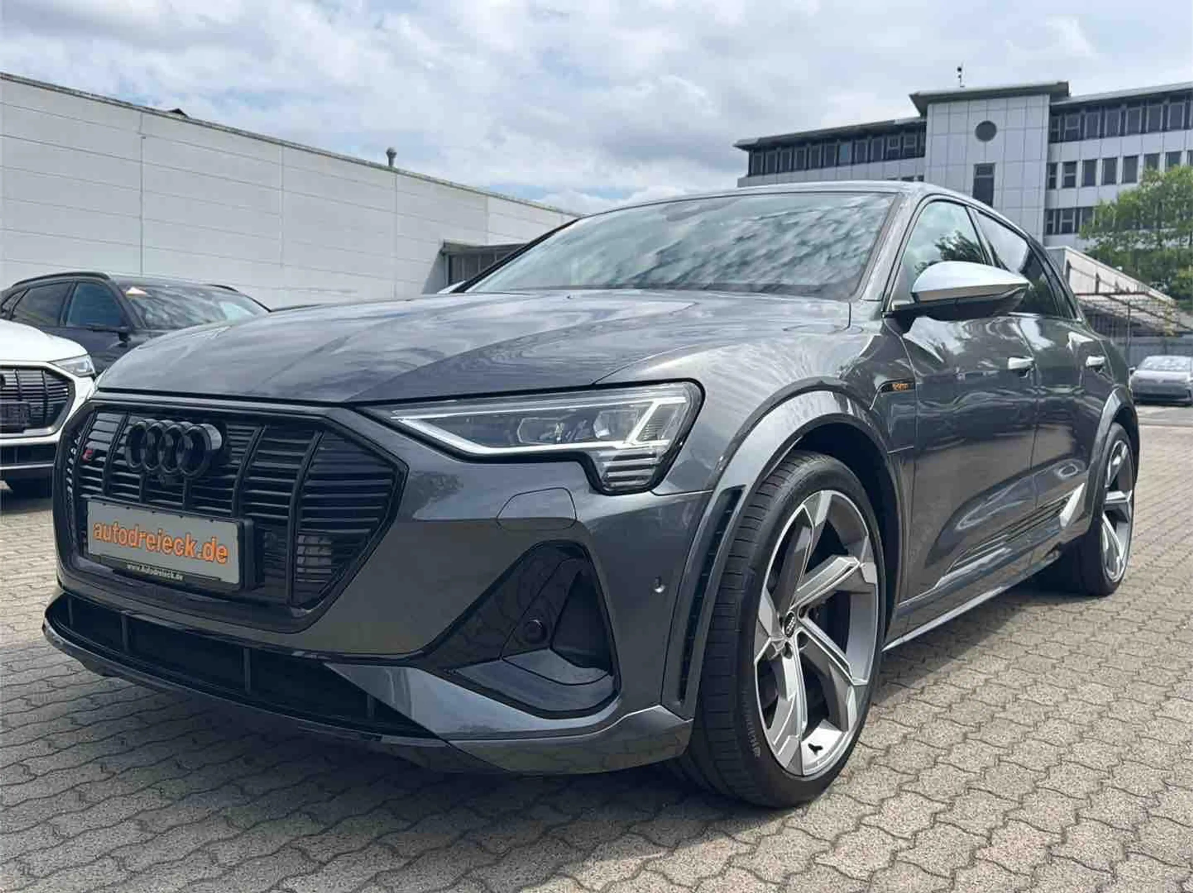 Audi e-tron S ACC PANO MATRIX 22Z 360° B&O