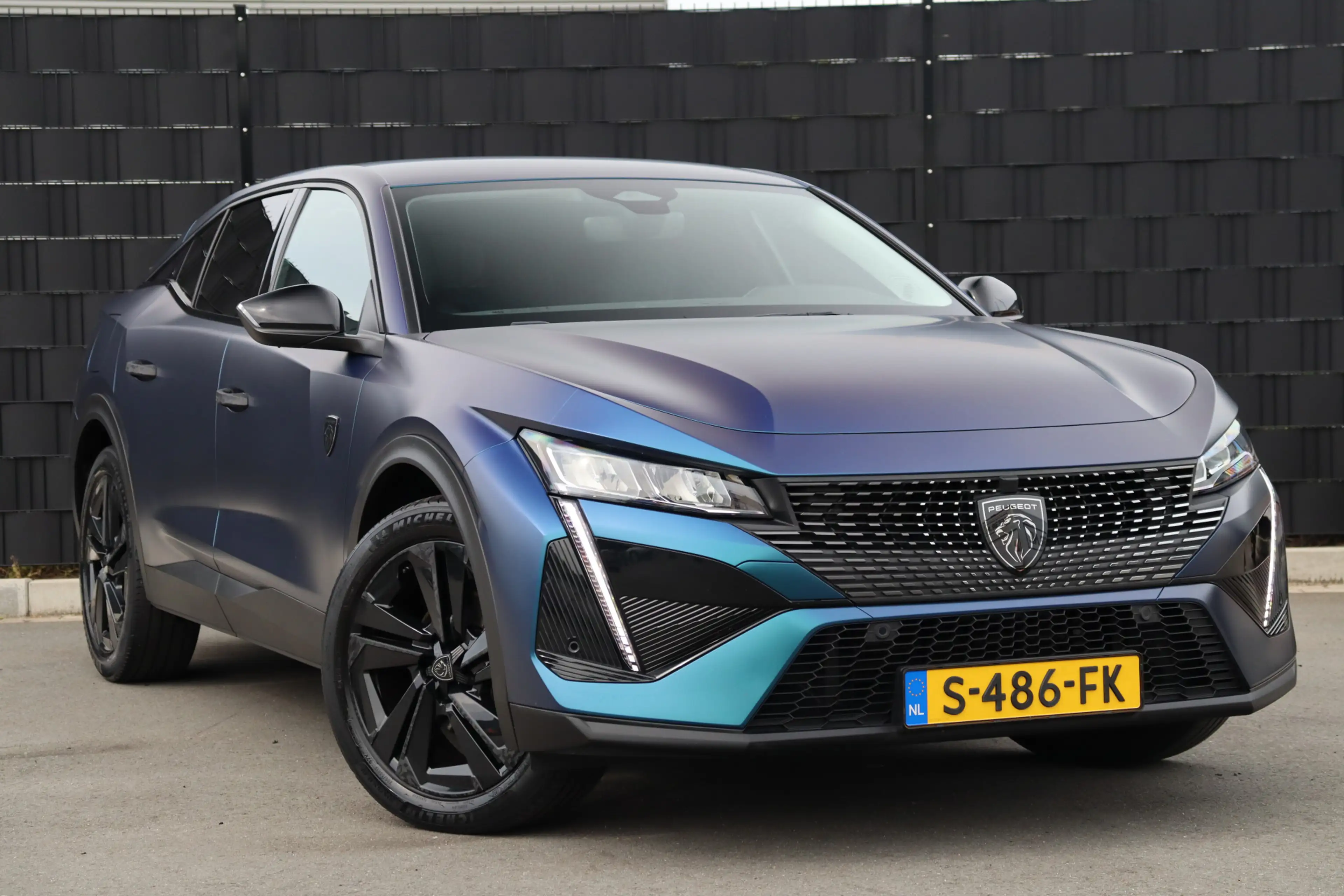 Peugeot 408 1.2 PureTech Allure Pack 130 EAT8 | Wrap mat | Voo — photo 3