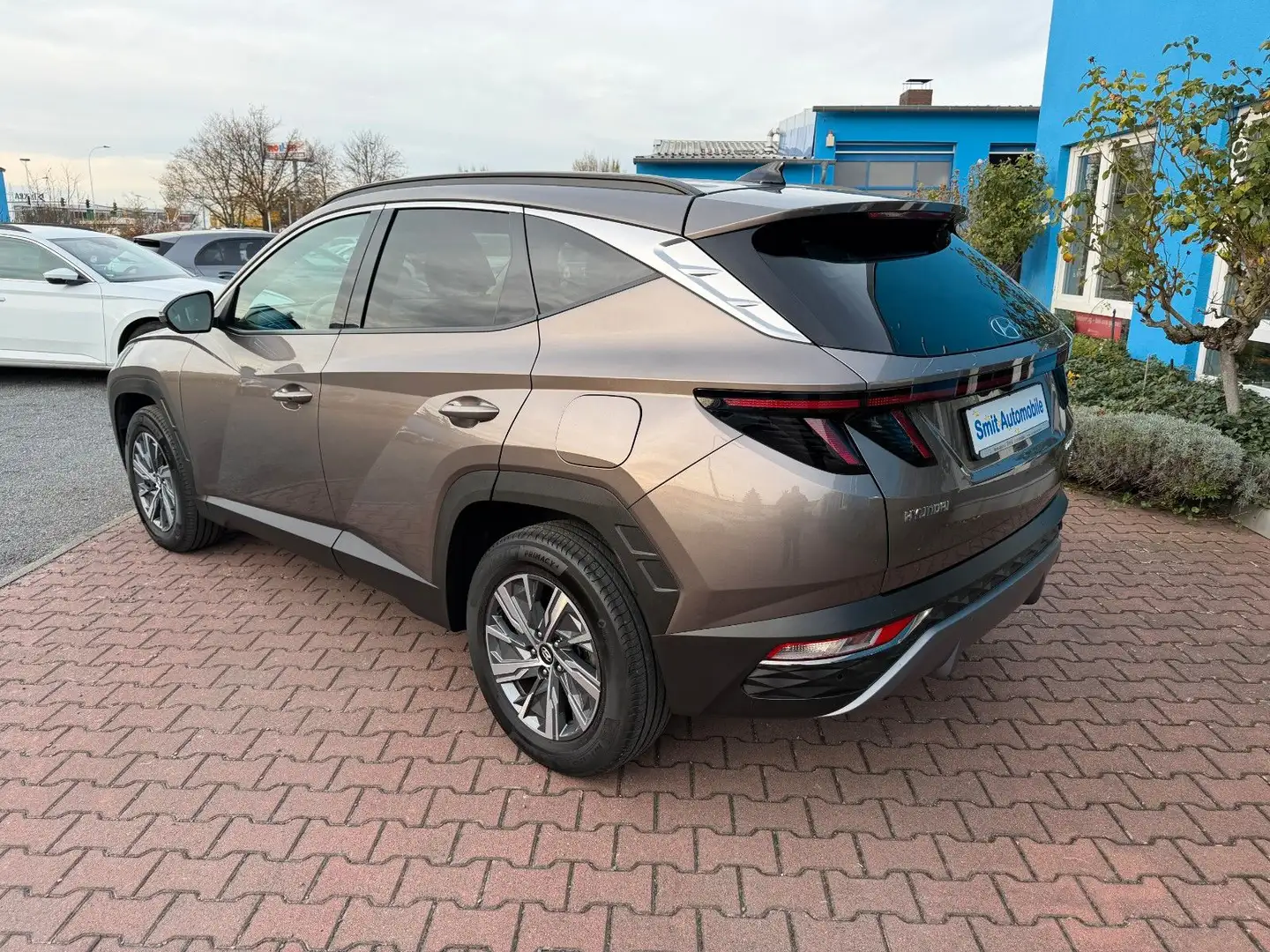 Hyundai TUCSON Trend Hybrid 2WD Grau - 2