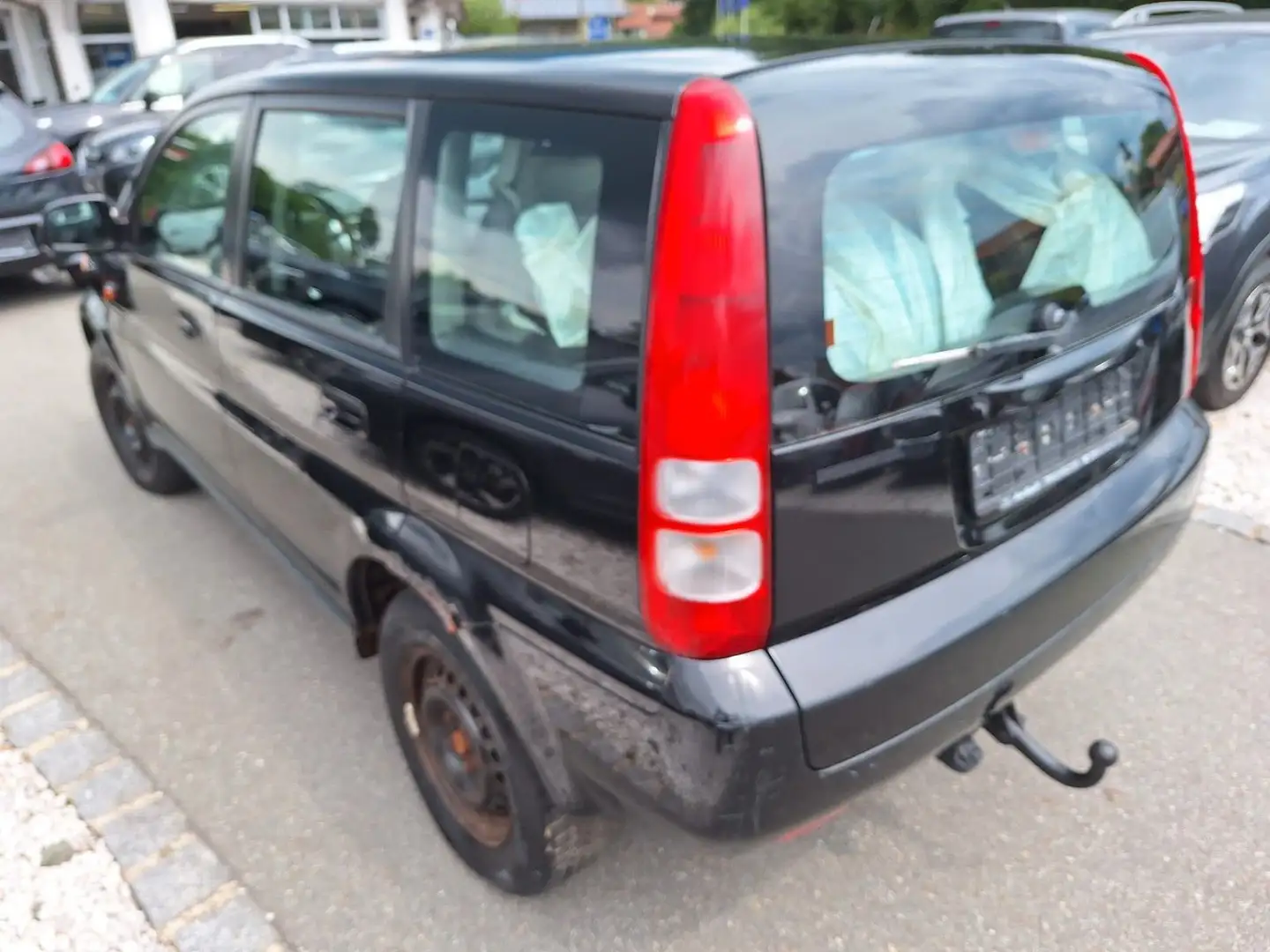 Honda HR-V 1.6i 4wd, AHK Negro - 2