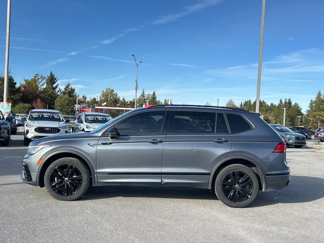 Volkswagen Tiguan снимка Volkswagen Tiguan