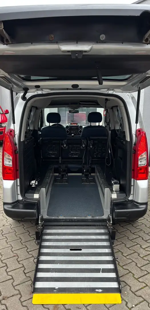 Citroen Berlingo Multispace Behindertengerecht Rollstuhlrampe 3+1 Grau - 2
