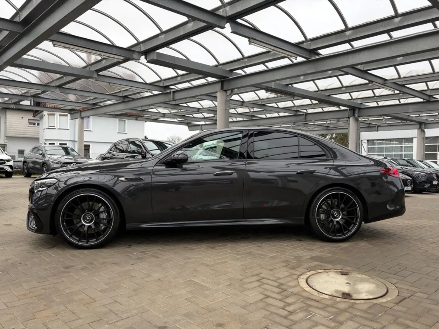Mercedes-Benz E 53 AMG Hybrid 4M + Night2+DIGILIGHT+PANO+21BBS Gris - 2