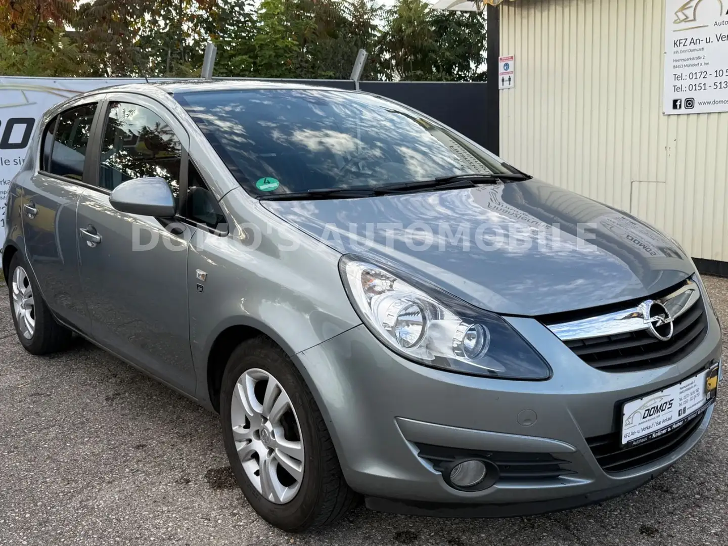 Opel Corsa D Edition "111 Jahre"TÜV 06/2025 Silber - 1