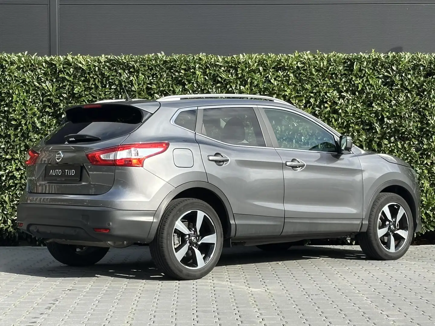 Nissan Qashqai 1.6 N CONNECT, PANO, 360 CAMERA, NAVI, CRUISE, 360 - 2