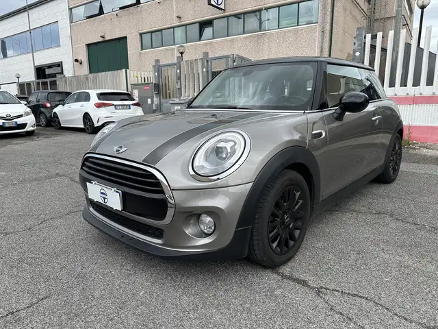 MINI Cooper D Cabrio Cooper D Hype Aut.