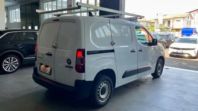 Fiat Doblo view 6