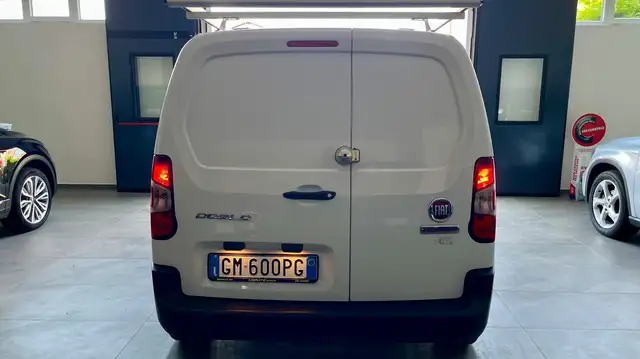 Fiat Doblo view 4