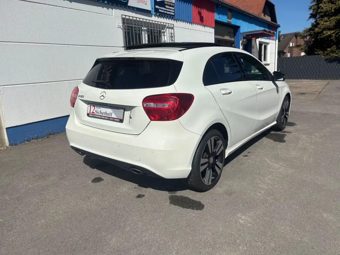 Mercedes-Benz A 180 A -Klasse  *Kamera*Pano*Night-Paket Blanc - 2