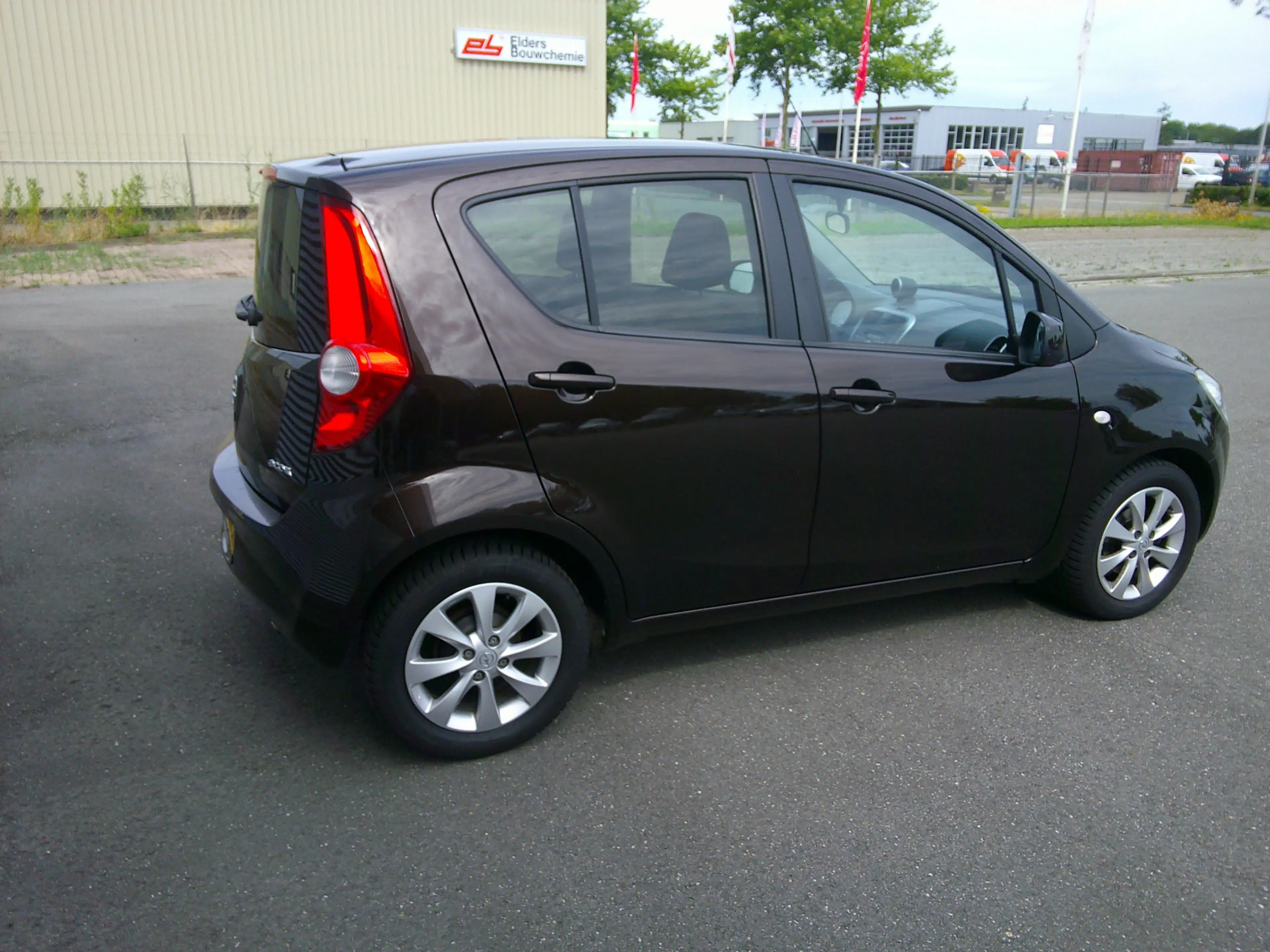 Opel Agila 1.0 Berlin Staat in Hoogeveen — photo 4