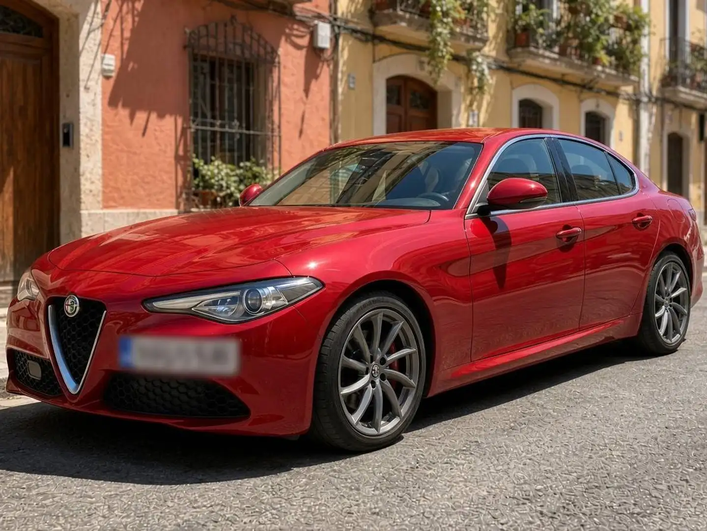 Alfa Romeo Giulia Giulia 2.0 Super Aut. 200 Super Rojo - 1