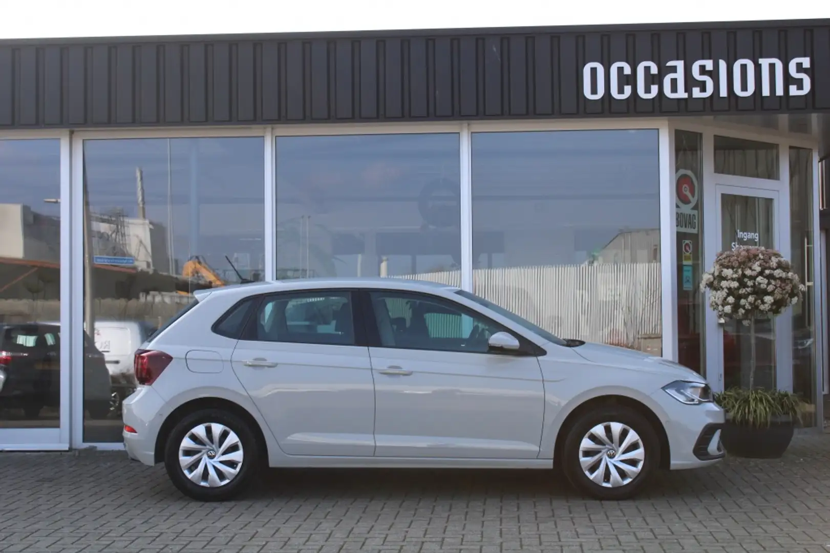 Volkswagen Polo 1.0 TSI Style Grijs - 2