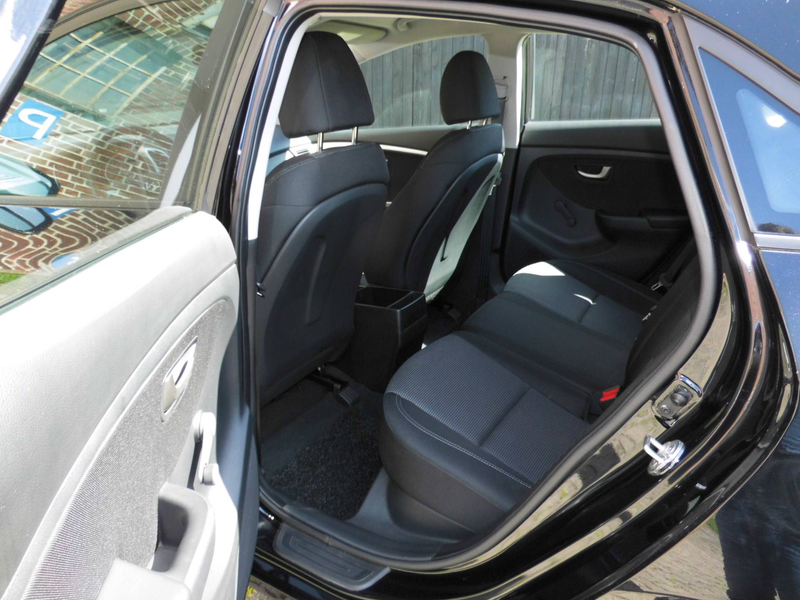 Hyundai i30 Classic*TÜV NEU*Inspektion NEU* — photo 14