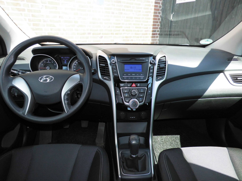 Hyundai i30 Classic*TÜV NEU*Inspektion NEU* — photo 6