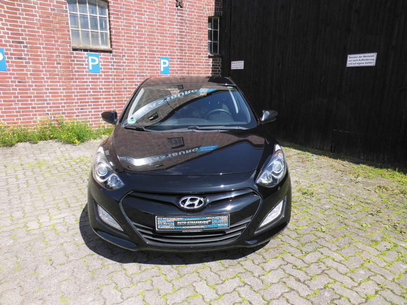 Hyundai i30 Classic*TÜV NEU*Inspektion NEU* — photo 2