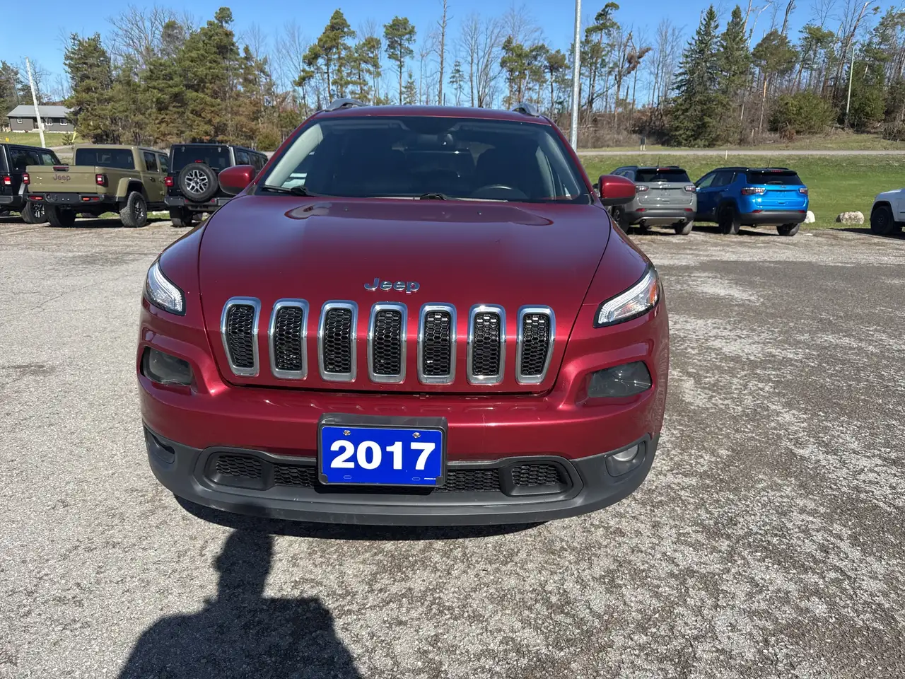Jeep Cherokee снимка Jeep Cherokee